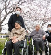 大河津分水へお花見🌸｜長岡三古老人福祉会