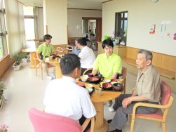 ニコニコ会😊｜長岡三古老人福祉会