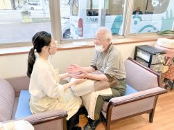 介護美容体験会｜長岡三古老人福祉会