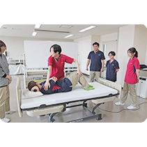 実績を身につけるための体制 | 長岡介護福祉専門学校あゆみ
