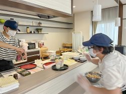 初夏のサクラーレカフェ｜長岡三古老人福祉会